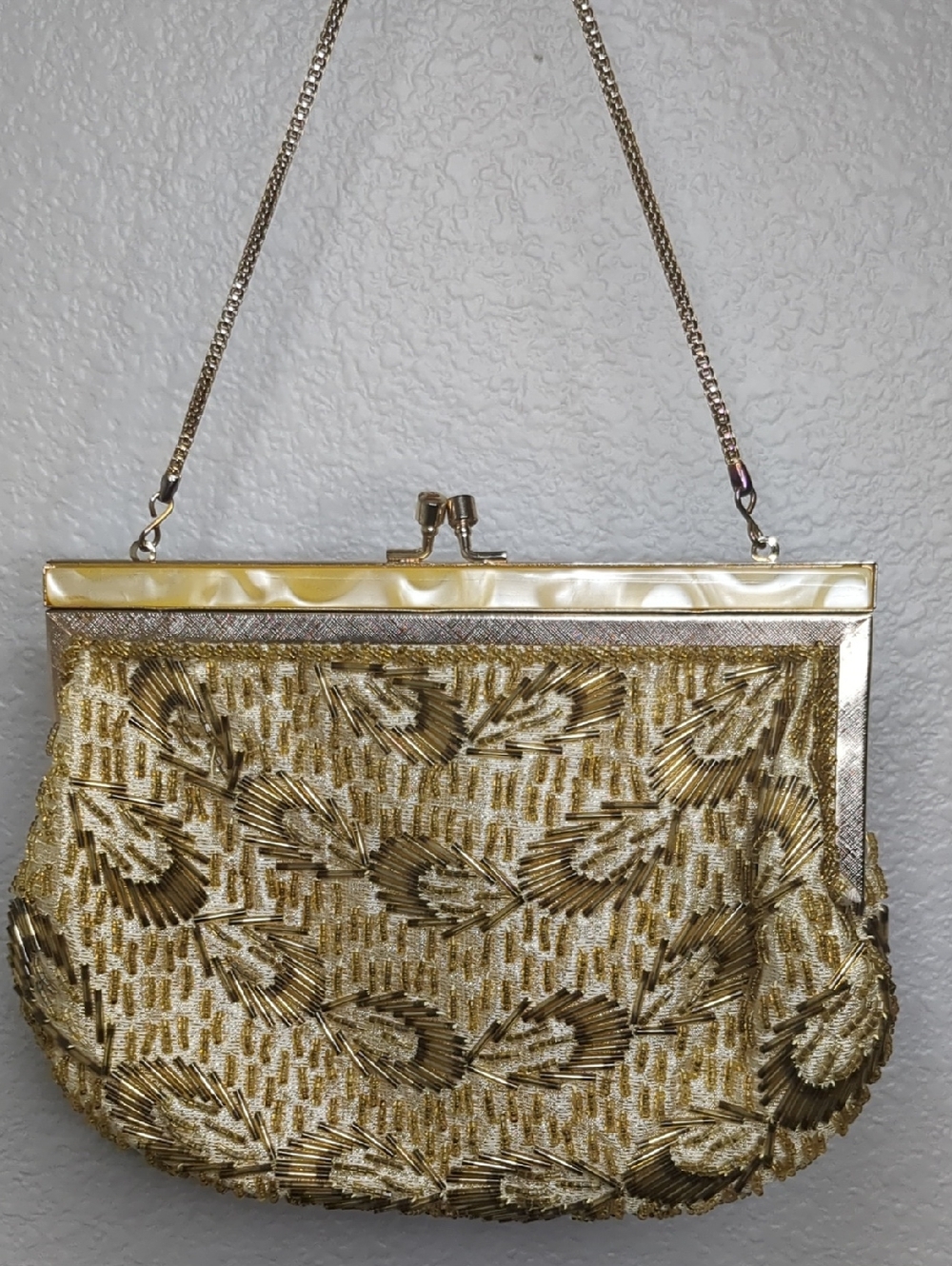 Vintage 80s Gold Glass Beaded Evening Bag Chain Strap Kisslock Closure
